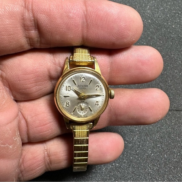 Vintage Zitura Ladies Watch 17 Rubis Incabloc Swiss Made Mechanical Wind Working - Picture 2 of 8